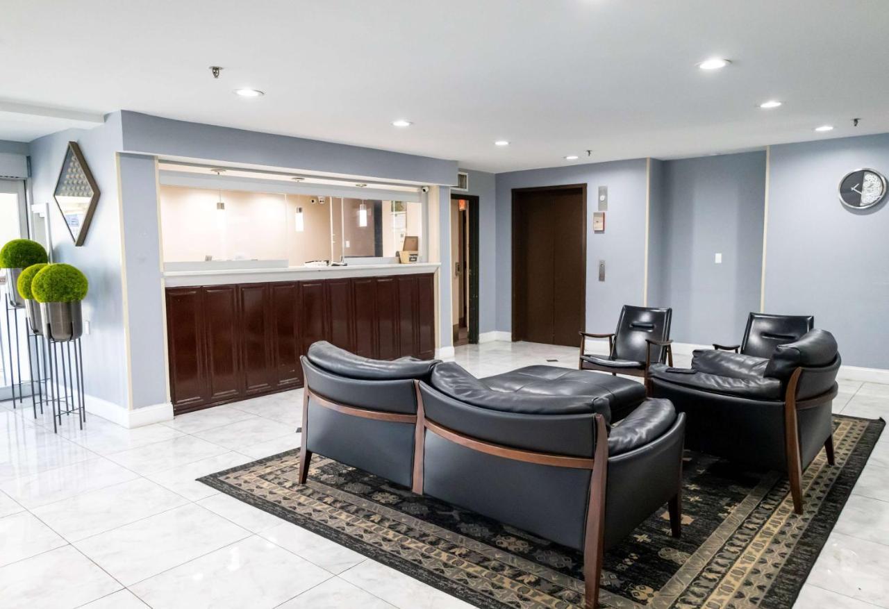 Days Inn By Wyndham College Park Atlanta Airport South Εξωτερικό φωτογραφία