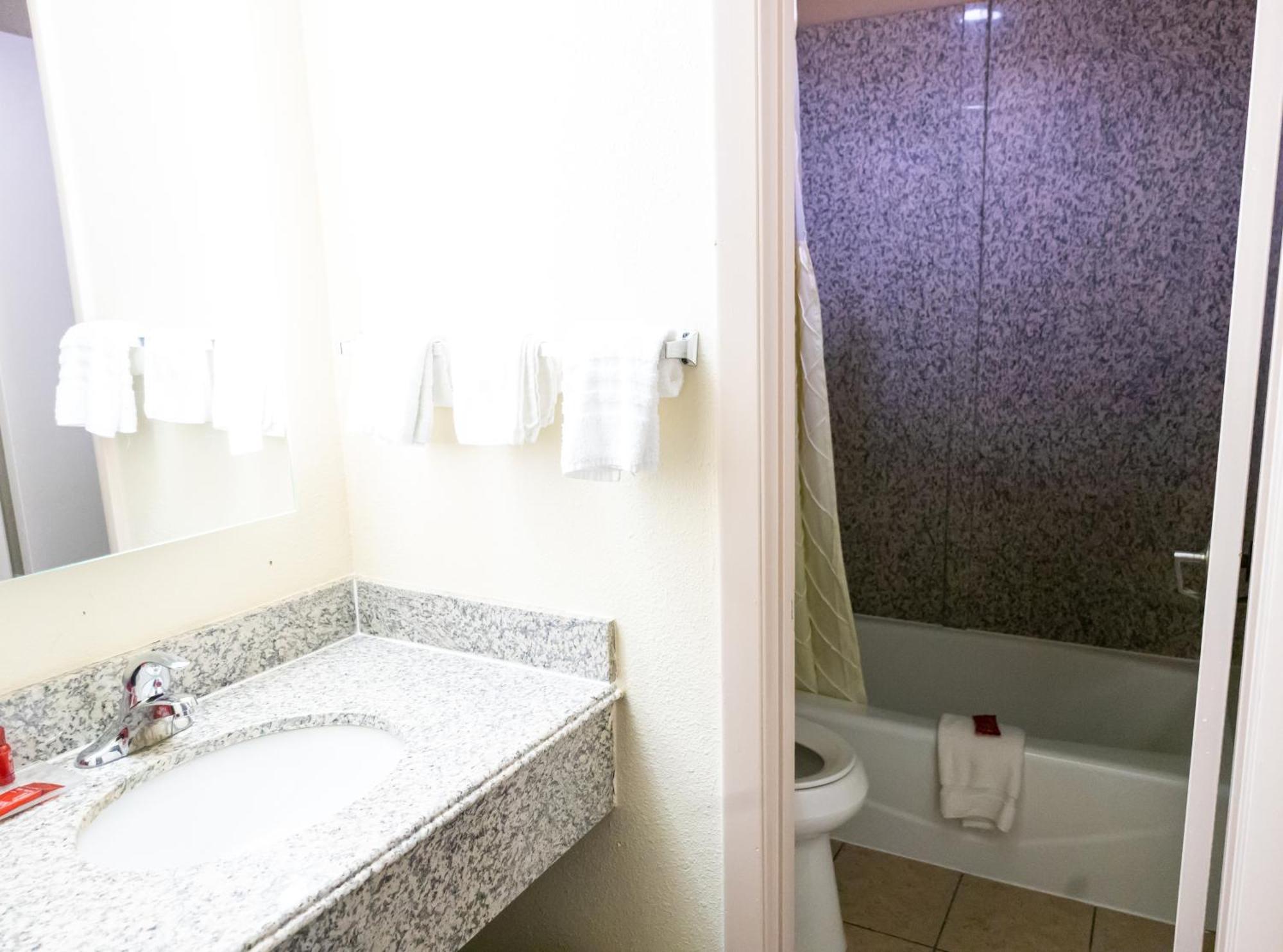 Days Inn By Wyndham College Park Atlanta Airport South Εξωτερικό φωτογραφία