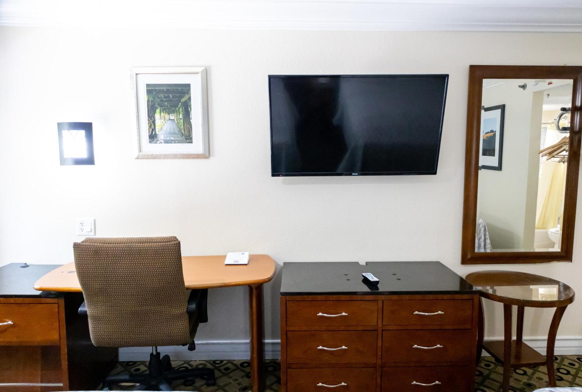 Days Inn By Wyndham College Park Atlanta Airport South Εξωτερικό φωτογραφία